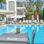 Hotel Clover Magic Altinkum Park