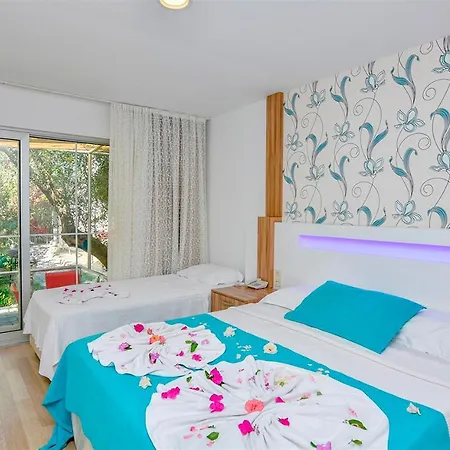 Clover Magic Altinkum Park 3*