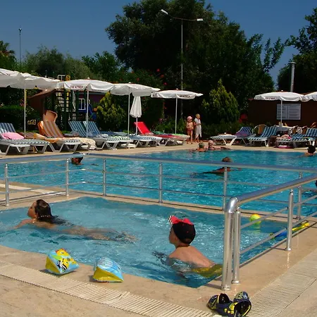 Szálloda Clover Magic Altinkum Park 3*