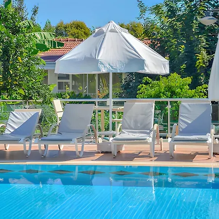 Hotel Clover Magic Altinkum Park