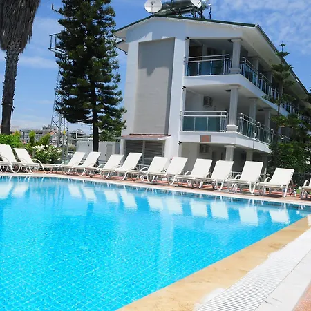 Clover Magic Altinkum Park Side
