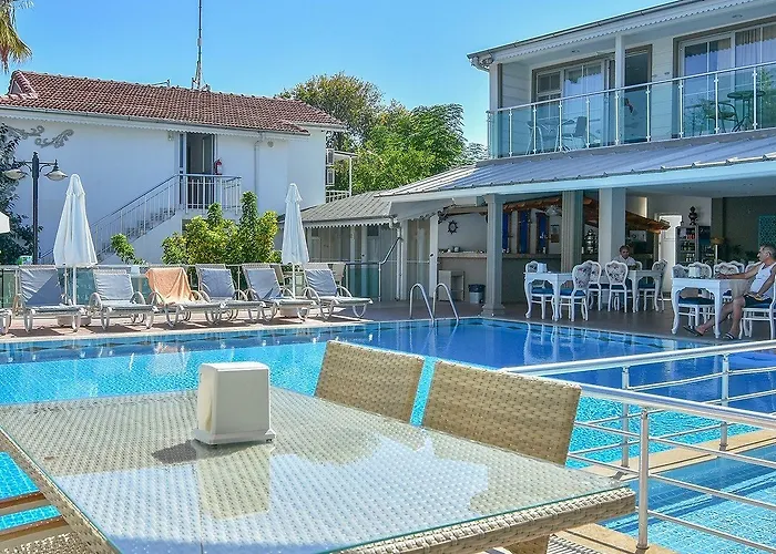 Clover Magic Altinkum Park 3*