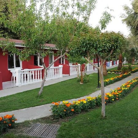Clover Magic Altinkum Park סייד