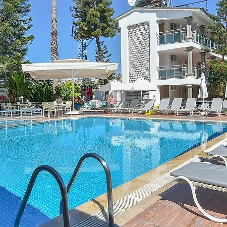 Clover Magic Altinkum Park 3*