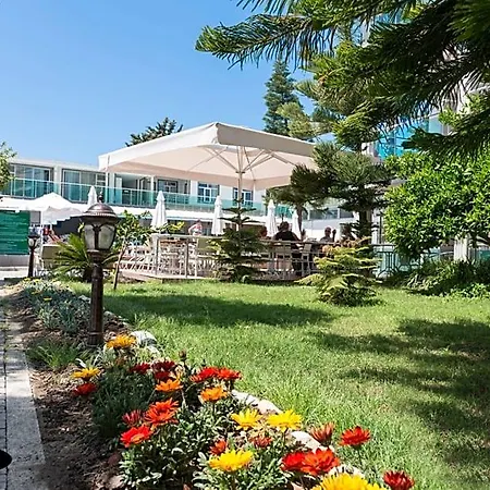 Clover Magic Altinkum Park Hotel