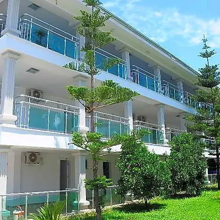 Clover Magic Altinkum Park Hotel