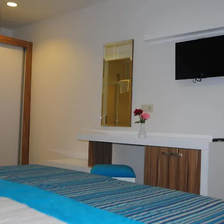 Clover Magic Altinkum Park Hotel 3*