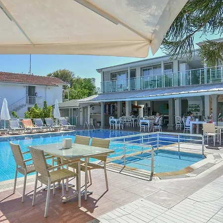 Clover Magic Altinkum Park 3*