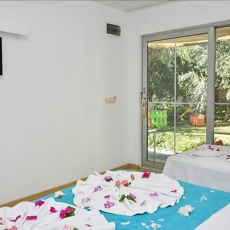 Clover Magic Altinkum Park מלון סייד