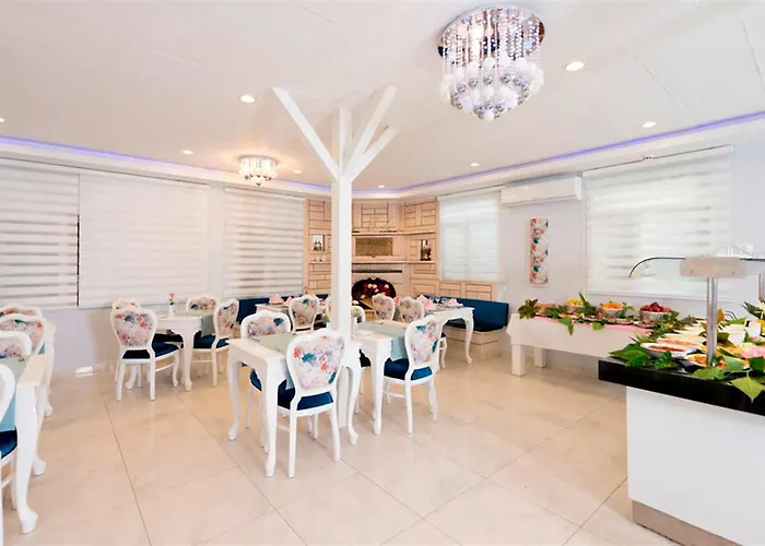 Clover Magic Altinkum Park 3*