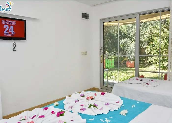 Clover Magic Altinkum Park Hotel 3*