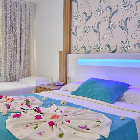 Clover Magic Altinkum Park 3* Side