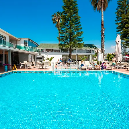 Clover Magic Altinkum Park Готель