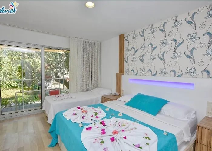 Clover Magic Altinkum Park 3* 시데