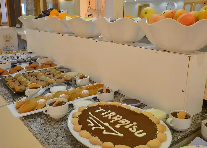 Clover Magic Altinkum Park 3* Side