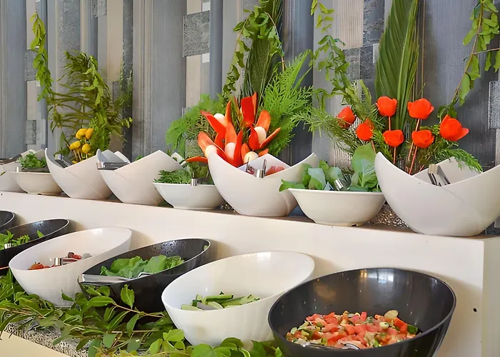 Hotel Clover Magic Altinkum Park 3*