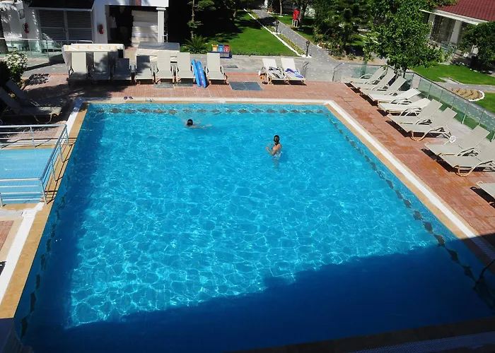 Clover Magic Altinkum Park 3* 시데